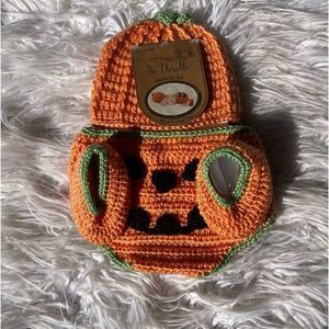 So Dorable infant pumpkin crochet photo op set NWT
